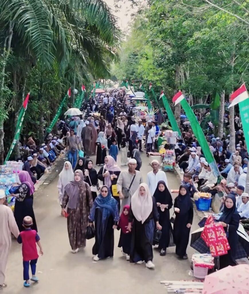 Wakil Bupati Bahsanuddin Hadiri Haul Habib Mancung di Desa Pacakan, Ribuan Jamaah Padati Lokasi