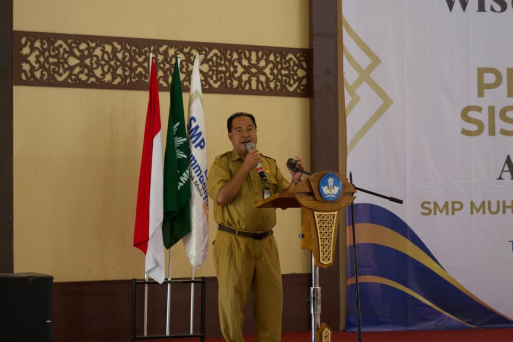 Perpisahan Angkatan Pertama, SMP Muhammadiyah 2 Banjarbaru Catat Kelulusan 100 Persen
