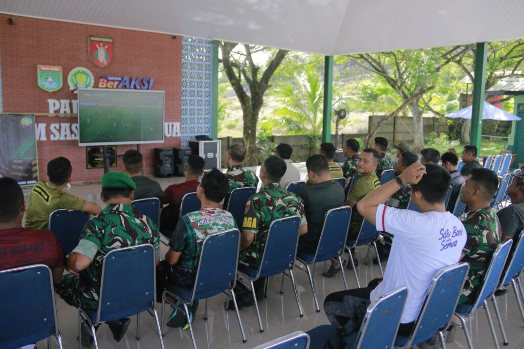 Nobar Piala Dunia 2026, Kodim 1022/Tanah Bumbu Hadirkan Hiburan dan Kebersamaan untuk Masyarakat