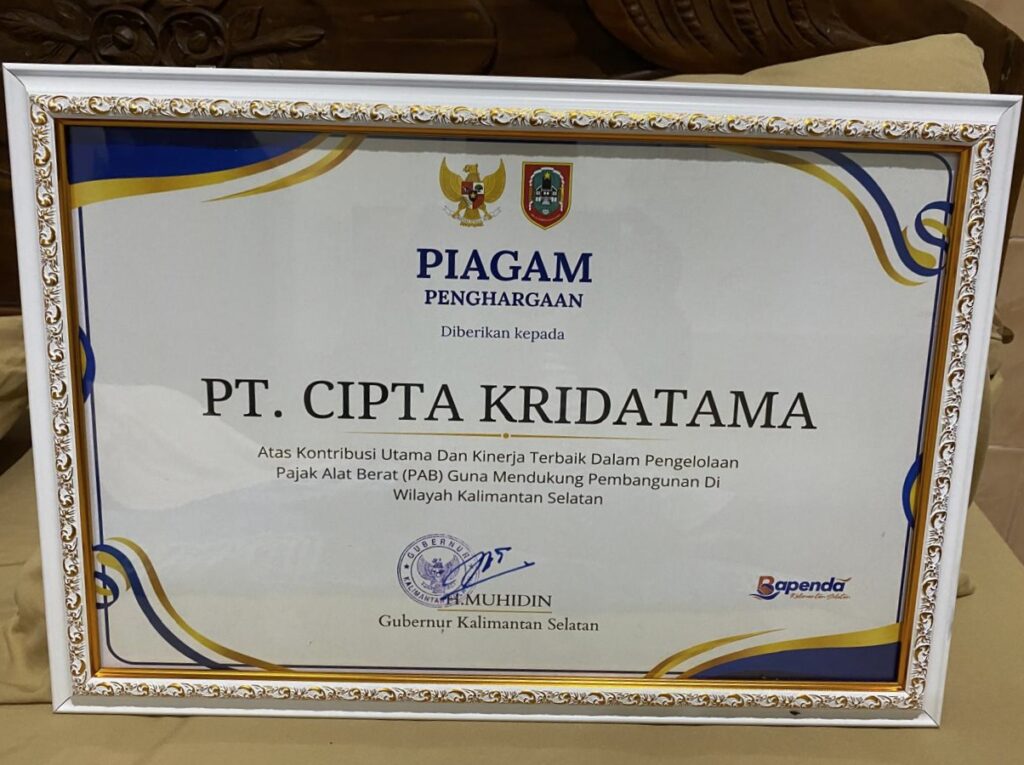 Bukan Sekadar Bayar Pajak, PT Cipta Kridatama Raih Penghargaan Tertinggi PAB dari Pemprov Kalsel
