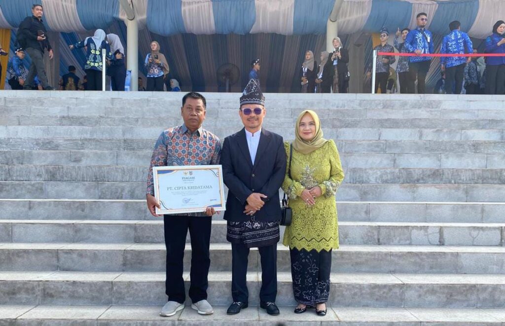 Bukan Sekadar Bayar Pajak, PT Cipta Kridatama Raih Penghargaan Tertinggi PAB dari Pemprov Kalsel
