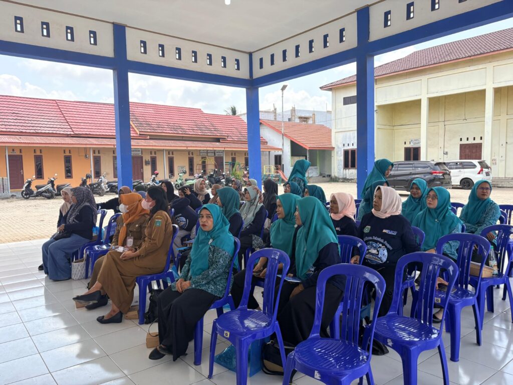 Sekolah Pangan Tanah Bumbu, Bupati Andi Rudi Latif Dorong Inovasi Olahan Ikan untuk Ekonomi Keluarga dan Pencegahan Stunting