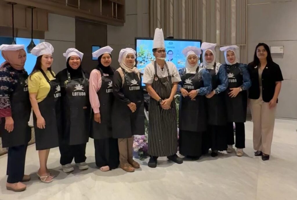 Asah Kreativitas Kuliner, Hotel Lotusa Batulicin Gelar Kelas Memasak Bersama Chef Gus Wong